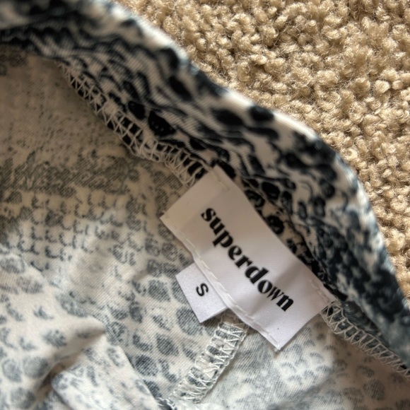 Superdown (revolve) Set - Picture 3 of 3